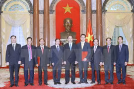 President presents appointment decisions to new ambassadors 