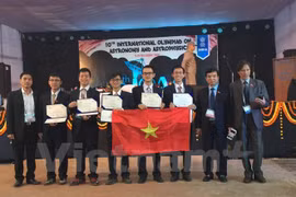 Vietnam bags one silver prize at Int’l Astronomy Olympiad