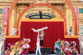 The Stellar – a world-class show will debut in Vietnam for the first time. (Photo: Sun Group)
