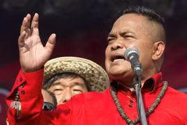 Thailand’s redshirt leader sentenced to six month imprisonment