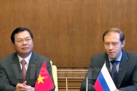 Vietnam, Russia sign protocol on industry cooperation 