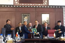 Singapore, Iran ink bilateral investment pact