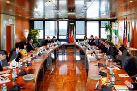 Vietnam seeks stronger economic links with Italy