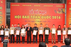 National press festival wraps up in Hanoi 