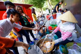 HCM City develops street food into tourist attraction 