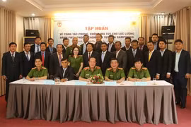 Vietnam assists Cambodia to raise anti-drug capability