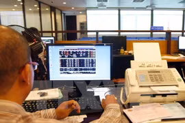 HNX offloads 1.5 billion USD in government bonds