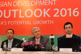 Vietnam’s economy to grow 6.7 percent in 2016: ADB 