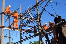 Electricity output in March surges 14 percent 