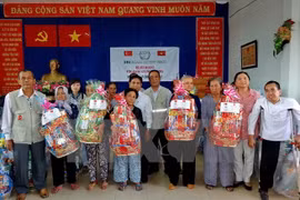HCM City provides happier Tet for poor people 