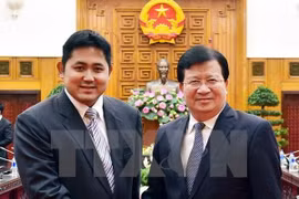 Vietnam pledges equal treatment to overseas investors: Deputy PM