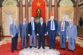 President calls for more support from foreign scientists 