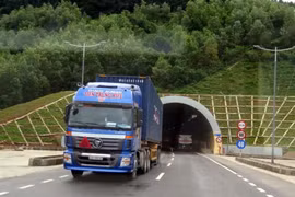 Phuoc Tuong – Phu Gia road tunnel in Hue opens to traffic