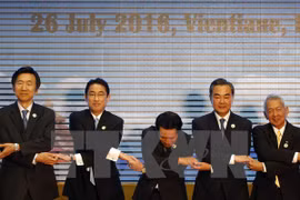 Chinese FM speaks of importance of cooperation with ASEAN 