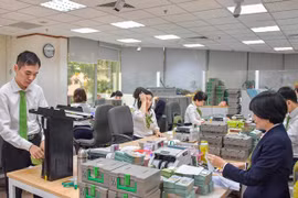 Promoting e-payment to prevent nCoV spreading