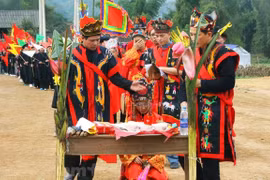 Vietnam seeks to preserve Then singing in contemporary life 
