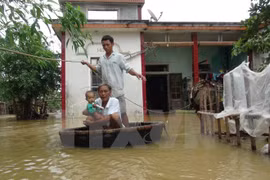 Central provinces continue to struggle with floods