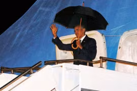US President arrives in Laos for ASEAN Summit and related meetings 