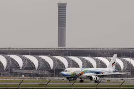 Thailand finds bomb-like object near Suvarnabhumi Airport 