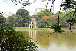 Hanoi moves for rich downtown nightlife in weekend