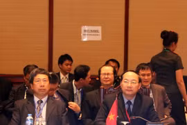 Vietnam joins ASEAN defence meeting in Laos
