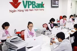 Debt trading decree in effect