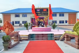 Vietnam-funded military school headquarters inaugurated in Cambodia