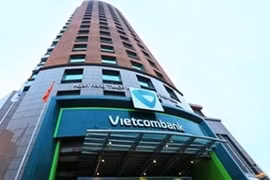 Vietcombank to sell 7.73 percent stake to Singapore partner