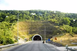 Deo Ngang Tunnel to be widened