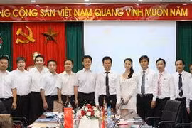 Representatives of the Hanoi chapter of the Ho Chi Minh Communist Youth Union meets with the Chinese Communist Youth League Beijing Committee. Photo: VNA