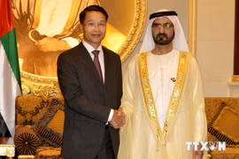 UAE Vice President and Prime Minister Sheikh Mohammed bin Rashid Al Maktoum receives Vietnamese Ambassador Pham Binh Dam (Source: VNA)