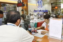According to economist Nguyen Tri Hieu, capital mobilisation at banks has been good, but they have faced difficulties in lending (Photo: dantri)