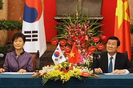 President Truong Tan Sang and his RoK counterpart Park Geun Hye (Source: VNA)