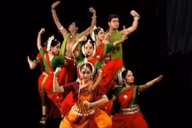 Indian dance (Source: Internet)