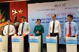 The Ministry of Health introduced on-line public services level 4 (Photo: ictnews)