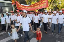 Around 5,000 walk for the poor 