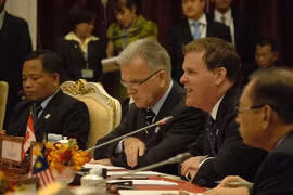 Canadian Minister of Foreign Affairs John Baird at the ASEAN-Canada ministerial meeting (Source: international.gc.ca)