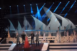 An art performance at the festival 2013 (Photo: VNA)