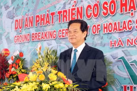 Prime Minister Nguyen Tan Dung speaks at the event (Photo: VNA)