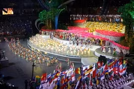 Shanghai World Expo opens to public