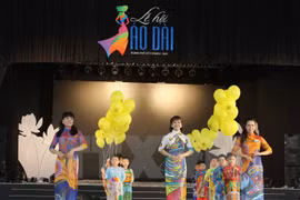 Ao Dai Festival 2015 opens in HCM City on March 7. (Photo: VNA)