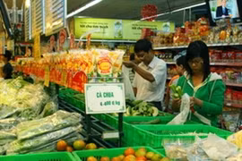 Hanoi, HCM City’s CPIs rise in February