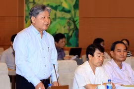 Justice Minister Ha Hung Cuong speaks at the meeting (Photo: VNA)