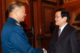 President greets Chinese defence officers 