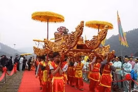 A procession in the opening of Yen Tu festival Photo: VNA