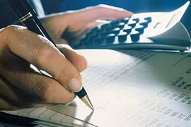 Viet Nam will officially adopt International Financial Reporting Standards (IFRS) from 2016. (Illustrative image/Photo telegraph.co.uk)
