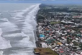 Philippines evacuates thousands ahead of Typhoon Yinxing (Photo: AFP)