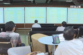 Stock market remains anxious amid coronavirus outbreak