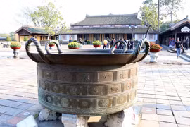 Nguyen-dynasty bronze cauldrons in Hue Imperial Citadel