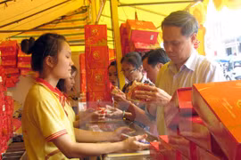 Mondelez Kinh Do Vietnam ships first batch of moon cakes